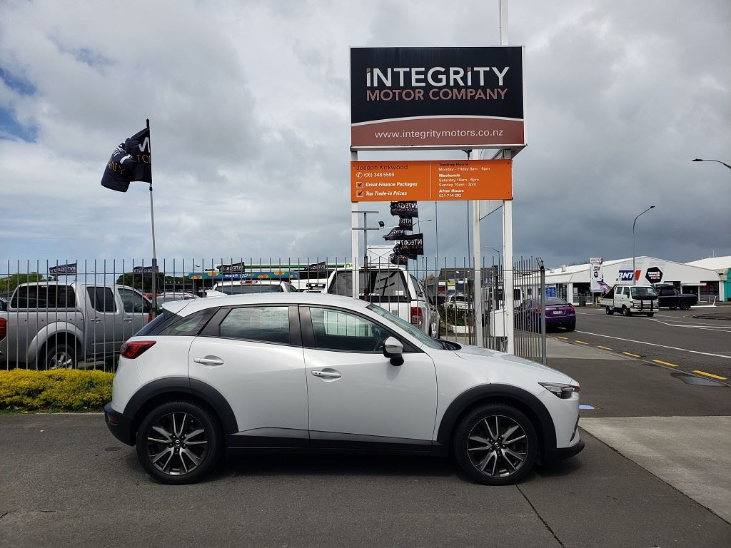 2017 Mazda CX-3 - Image 2