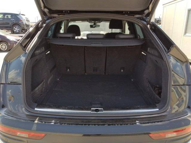 2022 Audi Q5 Sportback - Image 9