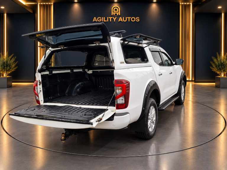 2021 Nissan Navara ST 4WD - Image 13