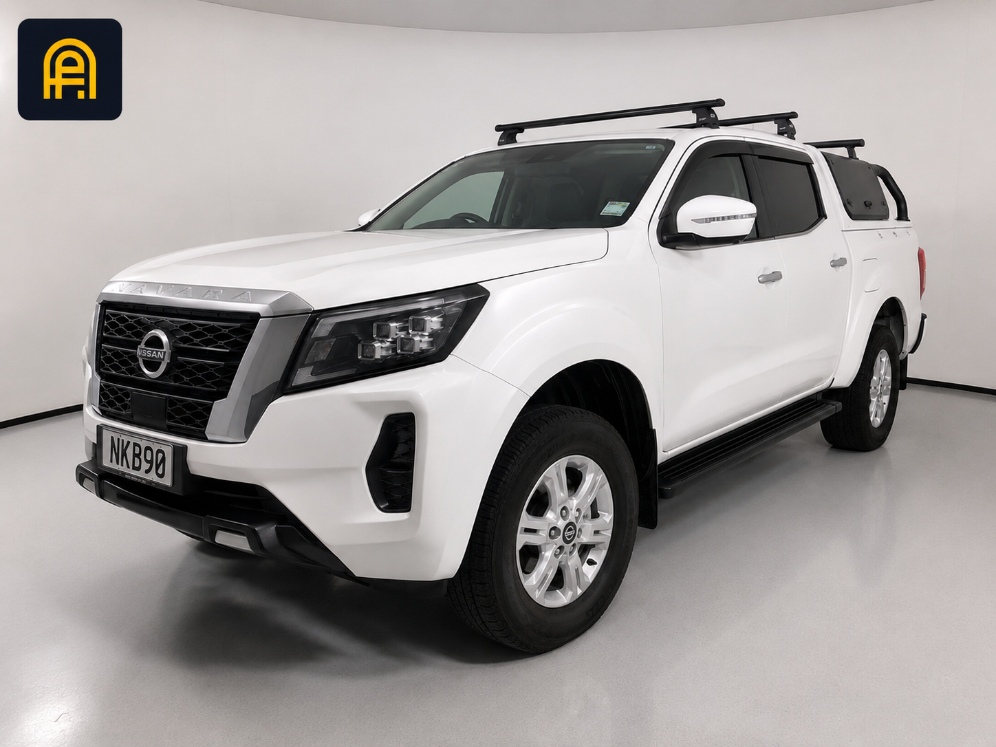 2021 Nissan Navara ST 4WD - Image 4
